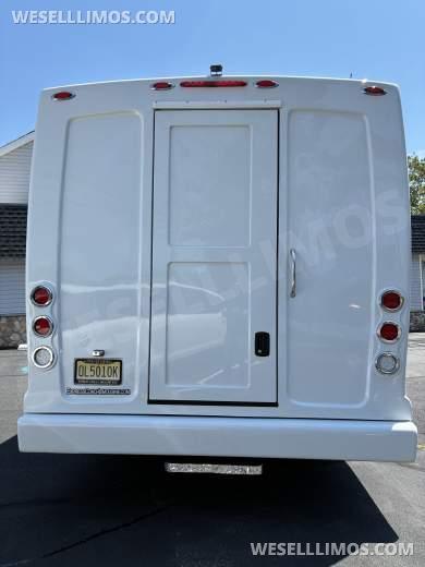 2014 Tiffany Ford E450 Limo Bus - Limo Bus for Sale in Spotswood, NJ - Photo 8