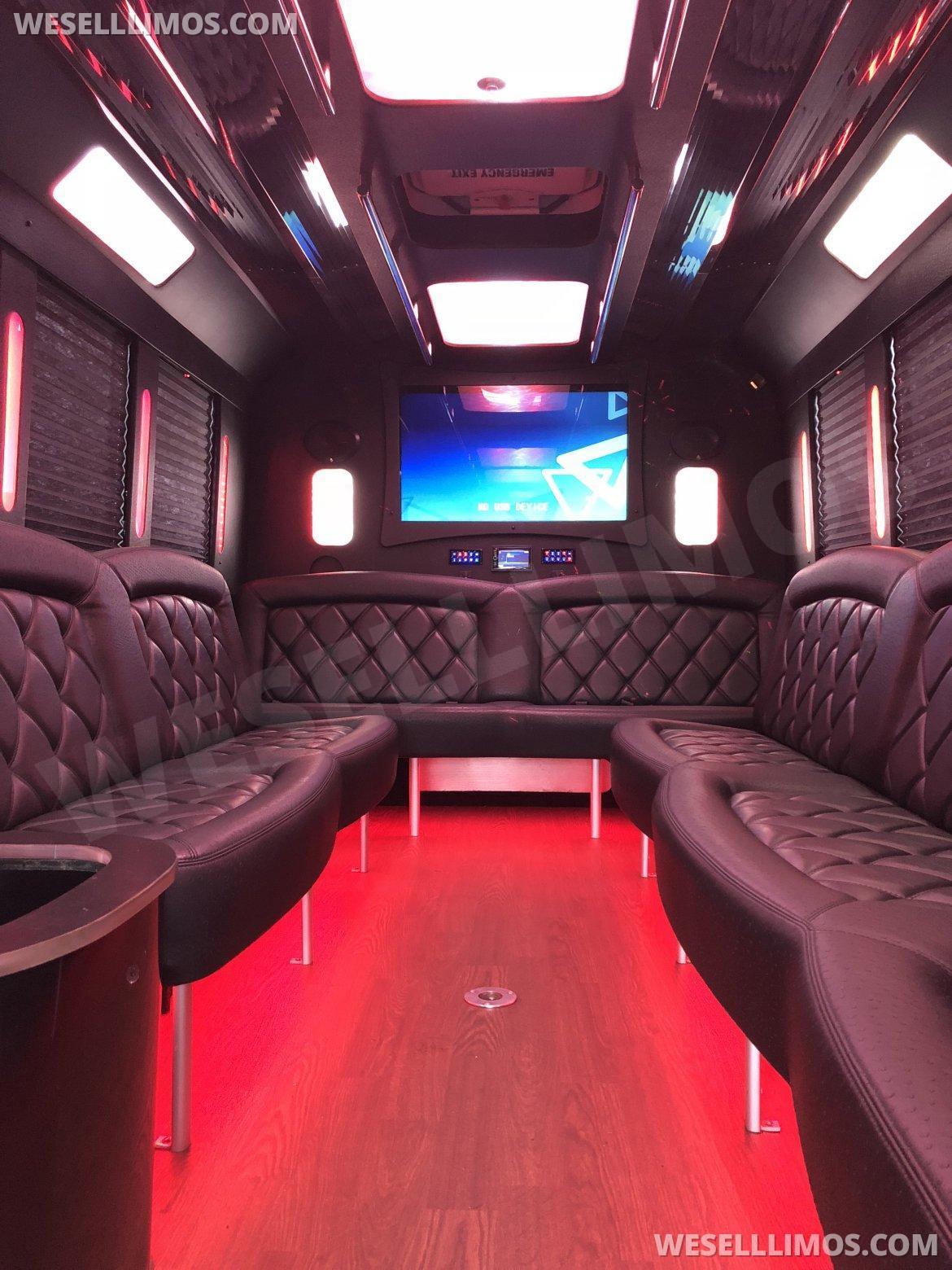 Limo Bus for Sale in Spotswood, NJ - Photo 11