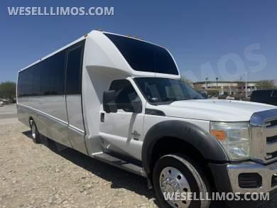 2016 Ford f550 Shuttle Bus for Sale in Laguna Niguel, CA - Main Photo