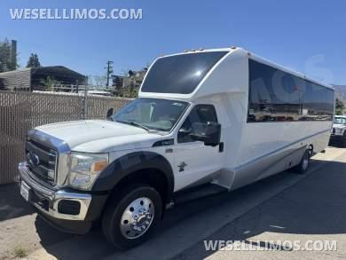 2016 Grech motors Ford f550 Shuttle Bus - Shuttle Bus for Sale in Laguna Niguel, CA - Photo 17