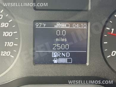 2020 First Class Customs Business Class #9423 Mercedes-Benz Sprinter 2500 RWD Sprinter - Sprinter for Sale in Cypress, TX - Photo 12