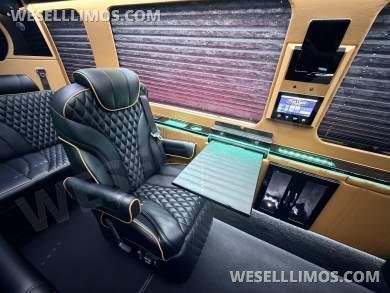 2020 First Class Customs Business Class #9423 Mercedes-Benz Sprinter 2500 RWD Sprinter - Sprinter for Sale in Cypress, TX - Photo 26
