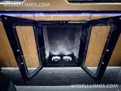 2020 First Class Customs Business Class #9423 Mercedes-Benz Sprinter 2500 RWD Sprinter - Sprinter for Sale in Cypress, TX - Photo 29