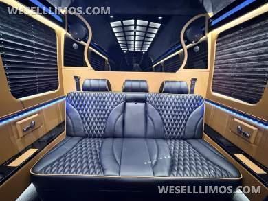 2020 First Class Customs Business Class #9423 Mercedes-Benz Sprinter 2500 RWD Sprinter - Sprinter for Sale in Cypress, TX - Photo 31