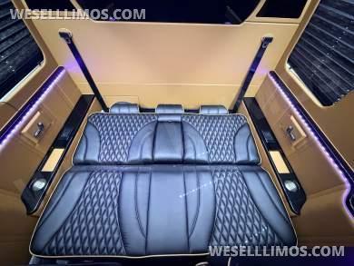 2020 First Class Customs Business Class #9423 Mercedes-Benz Sprinter 2500 RWD Sprinter - Sprinter for Sale in Cypress, TX - Photo 32