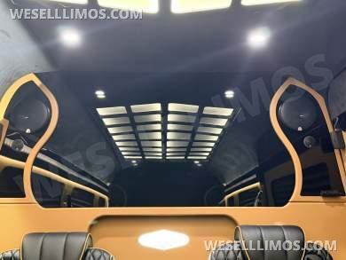 2020 First Class Customs Business Class #9423 Mercedes-Benz Sprinter 2500 RWD Sprinter - Sprinter for Sale in Cypress, TX - Photo 41