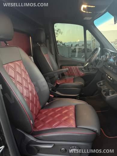 2025 Limos By Moonlight Mercedes-Benz MBZ 3500 170" Ext WB, limo Sprinter - Sprinter for Sale in bloomington, CA - Photo 10