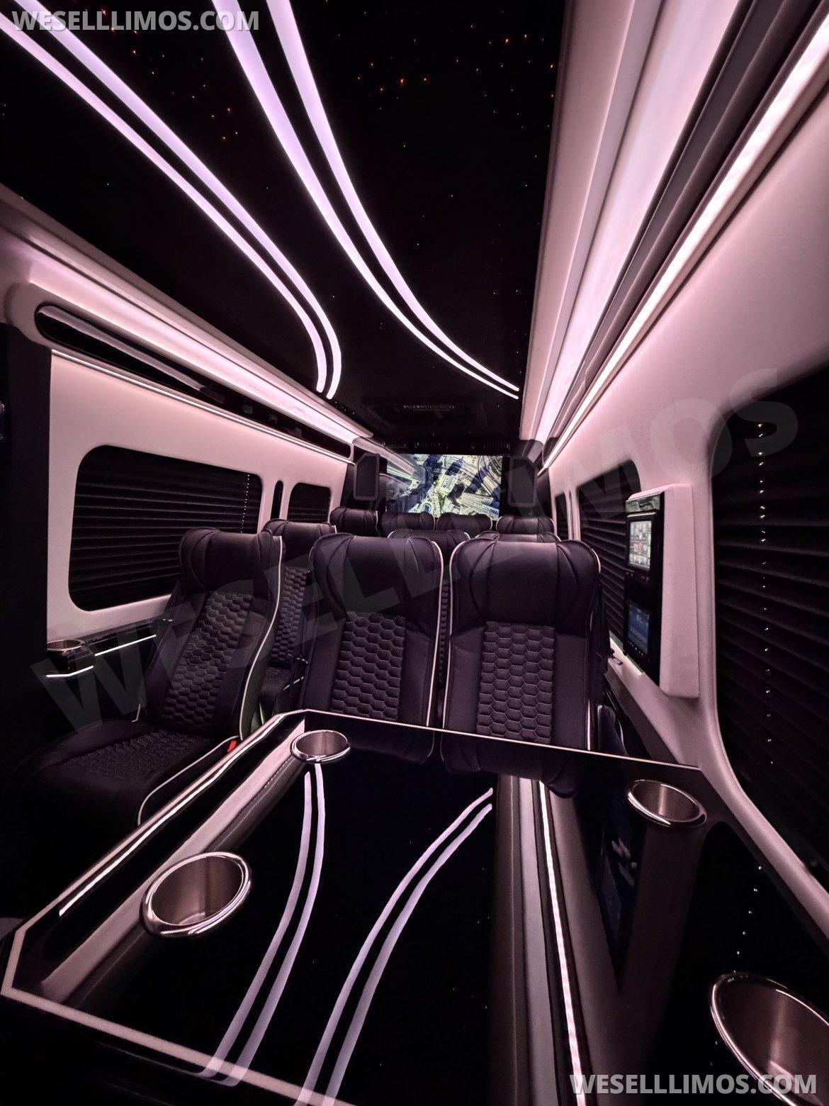 2026 limos by moonlight Mercedes-Benz MBZ 3500 sprinter 170" Ext WB Sprinter - Photo 3