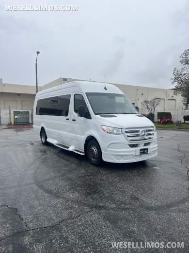 2025 limos by moonlight Mercedes-Benz 3500 170" Ext WB Sprinter - Sprinter for Sale in bloomington, CA - Photo 14