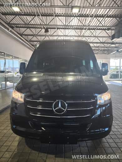 2019 Mercedes-Benz Sprinter 3500 Extended VIP Executive Sprinter for Sale in Northridge, CA - Photo 3