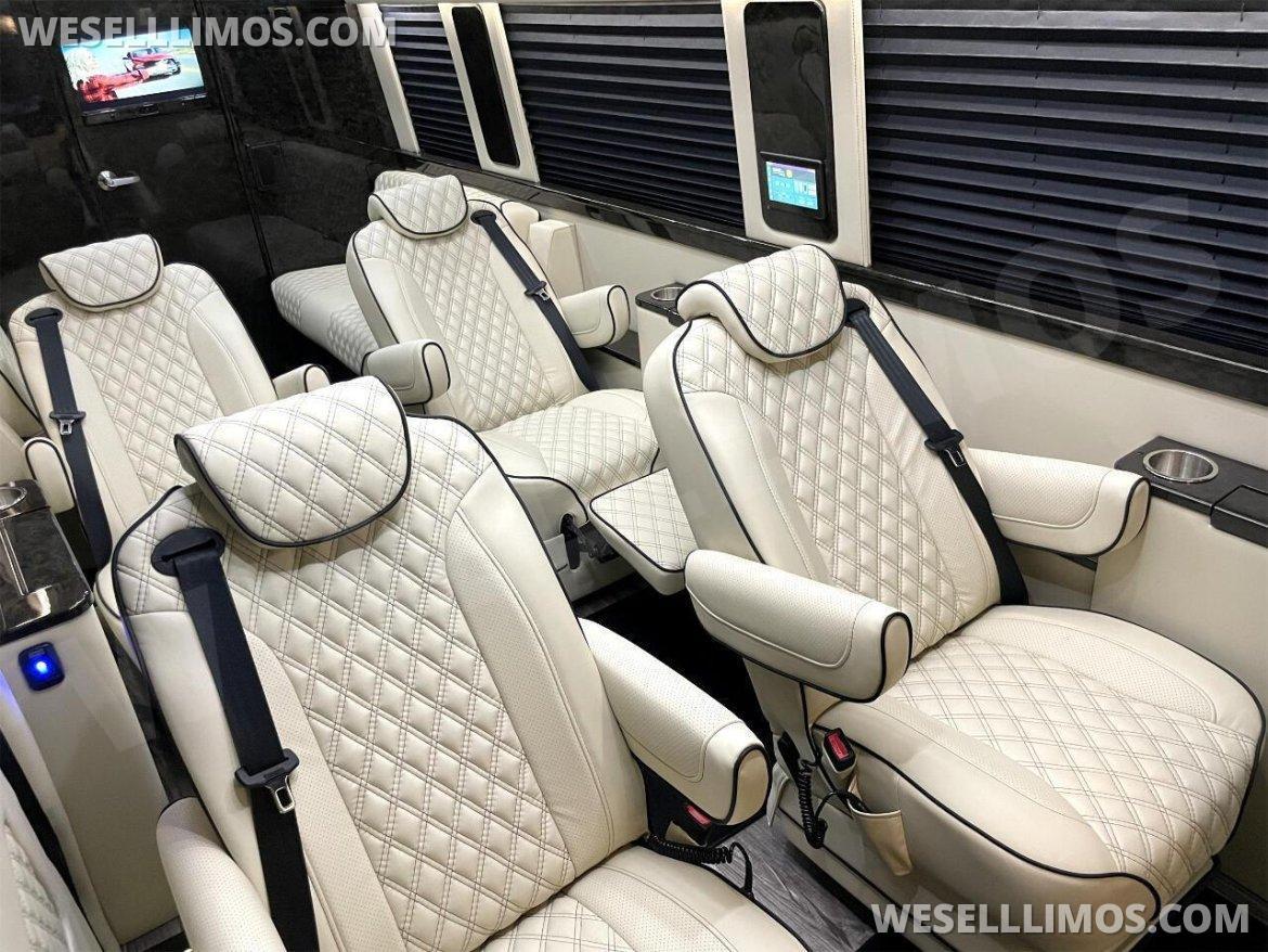 2026 Heat/Massage Starlink Luxe Cruiser Auto Elite Mercedes-Benz Sprinter - Photo 2