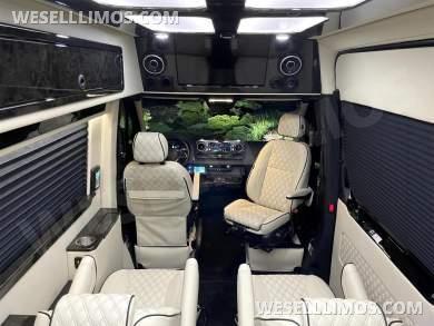 2026 Heat/Massage Starlink Luxe Cruiser Auto Elite Mercedes-Benz Sprinter - Sprinter for Sale in Elkhart, IN - Photo 32
