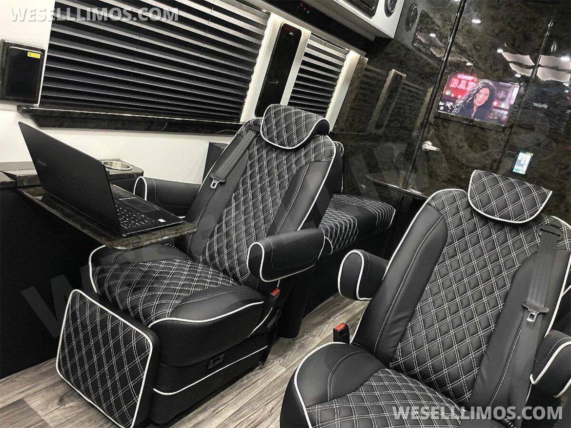 2026 Heat/Massage Starlink Luxe Cruiser Auto Elite Mercedes-Benz Sprinter - Photo 4