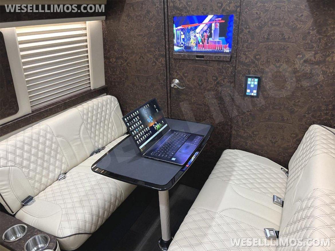 2026 Heat/Massage Starlink Luxe Cruiser Auto Elite Mercedes-Benz Sprinter - Photo 4