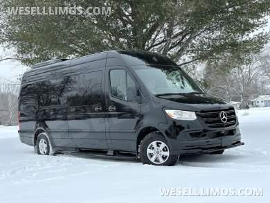 2026 11 Passenger Transformer Auto Elite Mercedes-Benz Sprinter - Sprinter for Sale in Elkhart, IN - Photo 19
