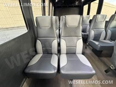 2014 Ford F-550 Gasoline Engine Executive Shuttle 27 Passenger Executive Coach Builder - Executive Shuttle for Sale in Las Vegas, NV - Photo 11
