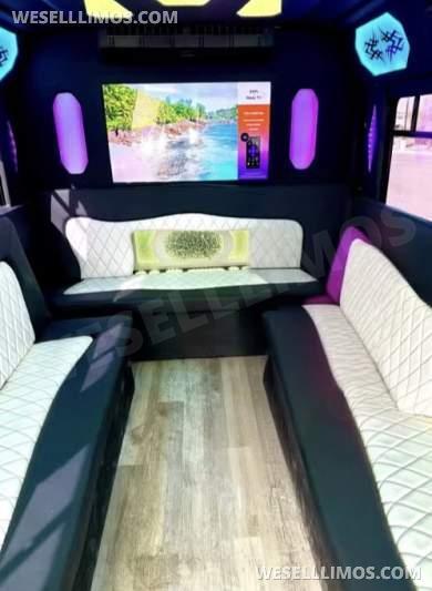 Just Listed: $286K VIP Build 2022 Mercedes-Benz Sprinter  for $159K - Sprinter for Sale in Scottsdale, AZ - Photo 17