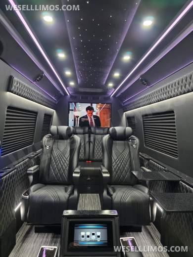 2026 Global Motor Coach Mercedes-Benz Sprinter 3500 CEO/Jet Executive Shuttle - Executive Shuttle for Sale in Erie, PA - Photo 13