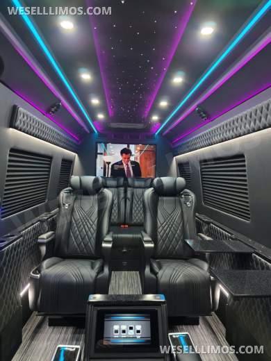 2026 Global Motor Coach Mercedes-Benz Sprinter 3500 CEO/Jet Executive Shuttle - Executive Shuttle for Sale in Erie, PA - Photo 14