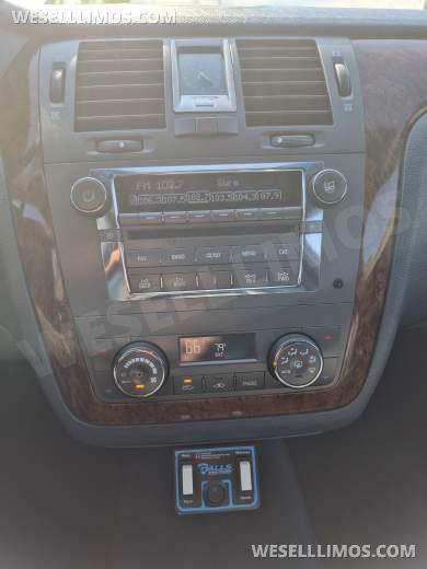 2009 Federal Cadillac DTS Funeral - Funeral for Sale in Chicago, IL - Photo 15