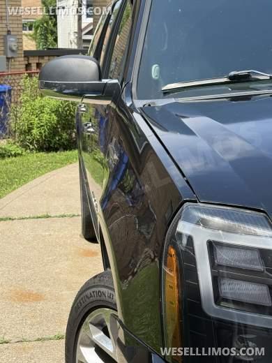 2008 Cadillac Escalade CEO SUV Mobile Office for Sale in Pittsburgh, PA - Photo 3