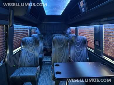 2022 Executive Coach Builders Mercedes-Benz 3500 Executive Sprinter Sprinter - Sprinter for Sale in Gainesville, VA - Photo 14