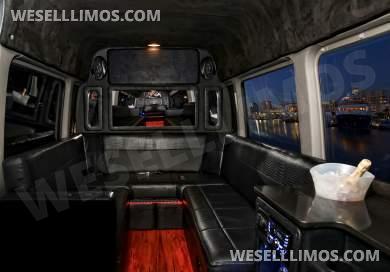 2016 Mercedes-Benz 2500 Sprinter for Sale in Sarasota, FL - Photo 2