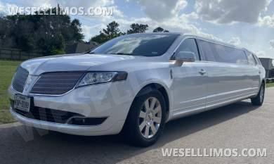 2017 Lincoln MKT Stretch Limousine Limousine for Sale in Houston, TX - Photo 2