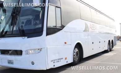 2016 Volvo 9700 Coach Bus Motorcoach for Sale in Spring, TX - Main Photo