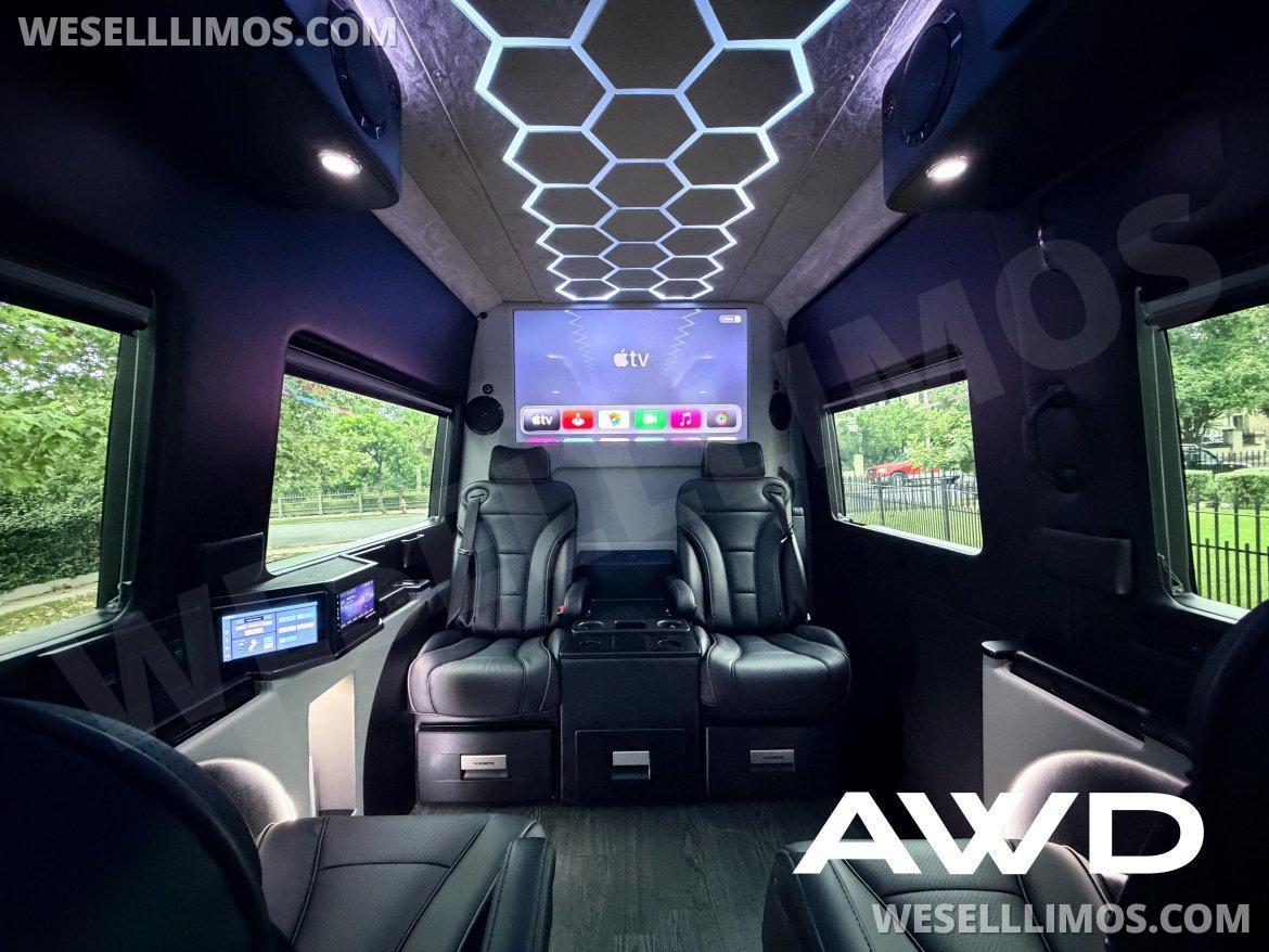 2026 LCW Automotive Mercedes-Benz Sprinter Sprinter - Photo 2
