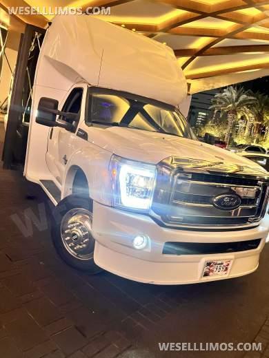 2013 Coach builder Ford F550 Limo Bus - Limo Bus for Sale in Las Vegas, Nevada, United States - Photo 10
