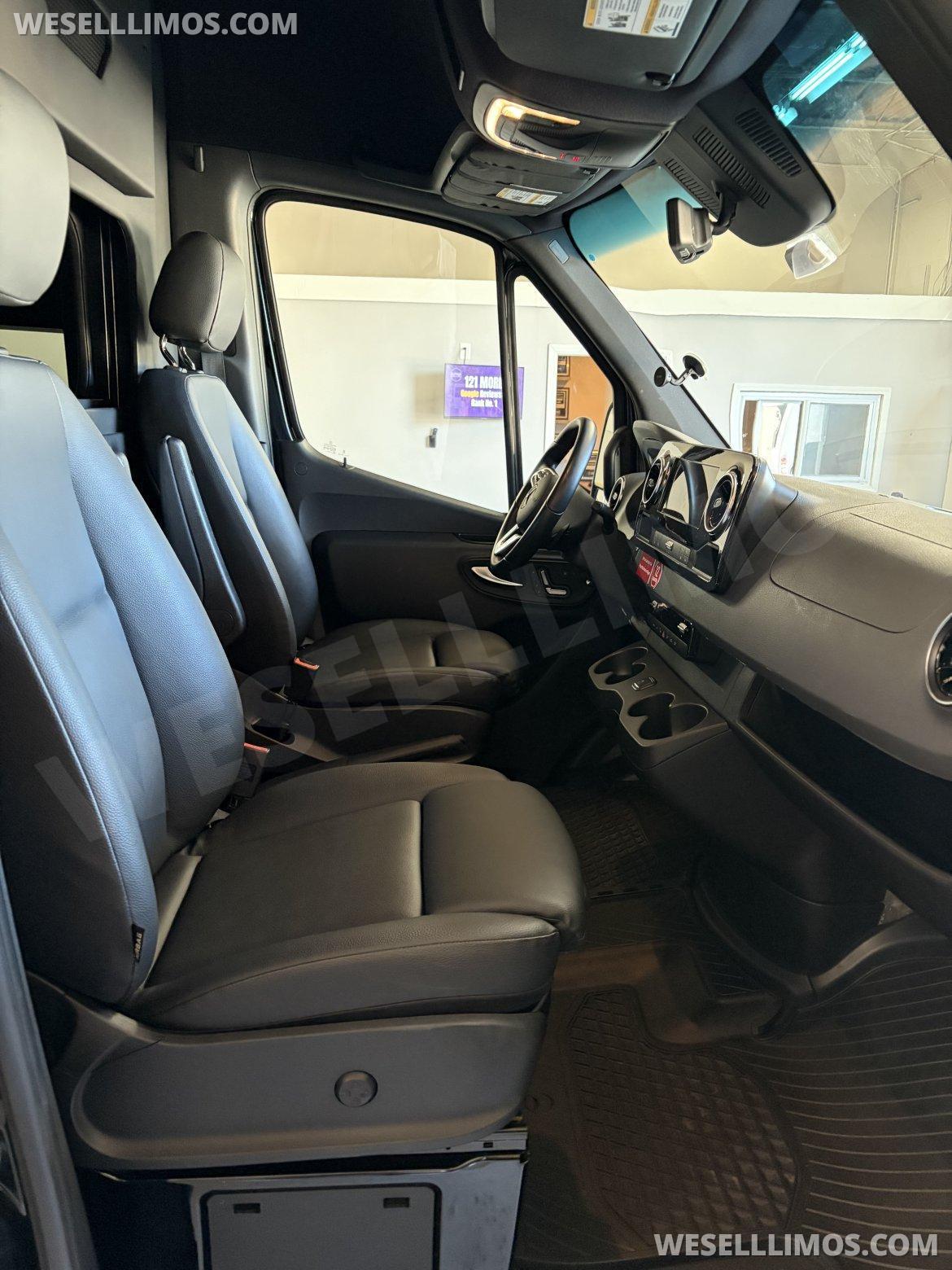 2025 Grech Motors Mercedes-Benz Sprinter  3500 XD Sprinter - Photo 4
