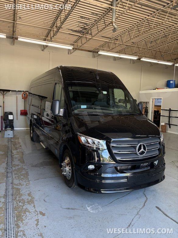 2025 Mercedes-Benz Sprinter  3500 XD