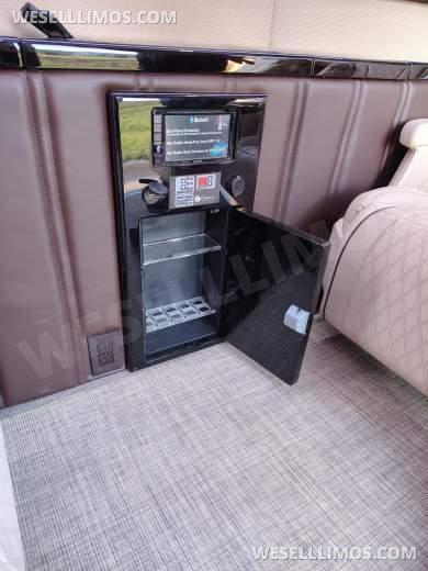 2025 Executive Coach Builders Mercedes-Benz Sprinter 3500 Series Extended Sprinter - Sprinter for Sale in Springfield, MO - Photo 15