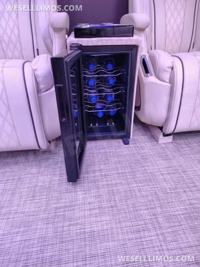 2025 Executive Coach Builders Mercedes-Benz Sprinter 3500 Series Extended Sprinter - Sprinter for Sale in Springfield, MO - Photo 16
