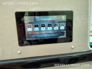 2025 Executive Coach Builders Mercedes-Benz Sprinter 3500 Series Extended Sprinter - Sprinter for Sale in Springfield, MO - Photo 17