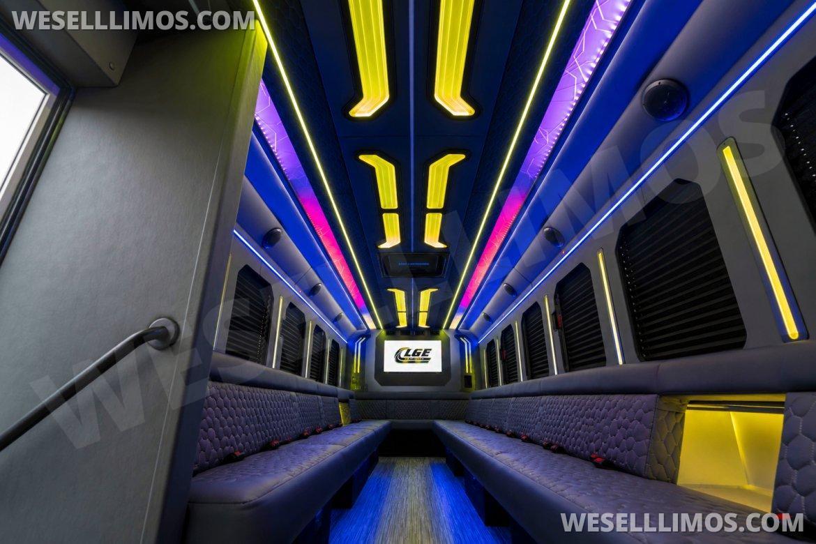 2026 LGE Coachworks Ford F-Series Limo Bus - Photo 3