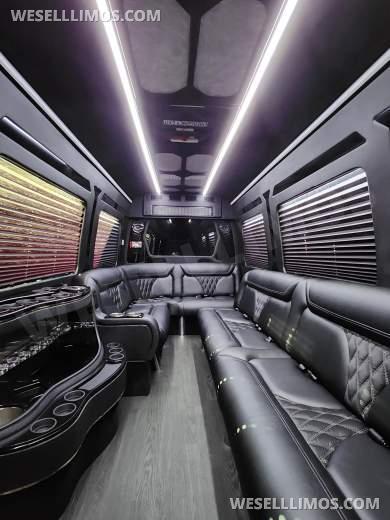 2019 Grech Mercedes-Benz 3500XD Limousine - Limousine for Sale in Los Angeles, CA - Photo 10