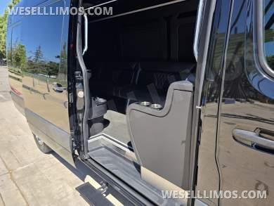 2019 Grech Mercedes-Benz 3500XD Limousine / 65k Miles - Limousine for Sale in Los Angeles, CA - Photo 11