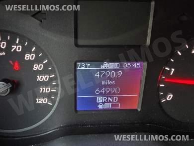 2019 Grech Mercedes-Benz 3500XD Limousine / 65k Miles - Limousine for Sale in Los Angeles, CA - Photo 21