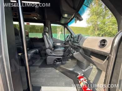 2019 LA West Mercedes-Benz Sprinter Sprinter - Sprinter for Sale in Baldwin, NY - Photo 22