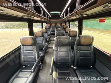 2019 LA West Mercedes-Benz Sprinter Sprinter - Sprinter for Sale in Baldwin, NY - Photo 25