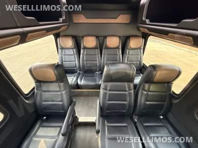2019 LA West Mercedes-Benz Sprinter Sprinter - Sprinter for Sale in Baldwin, NY - Photo 28