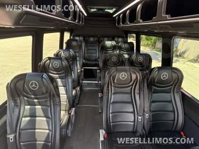 2019 LA West Mercedes-Benz Sprinter Sprinter - Sprinter for Sale in Baldwin, NY - Photo 21