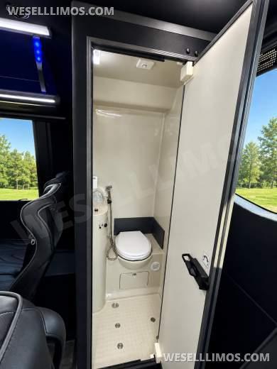 2025 Executive Coach Builders Freightliner M2 Shuttle Bus - Shuttle Bus for Sale in Springfield, MO - Photo 19