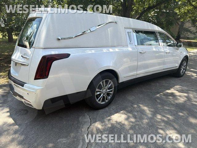 2021 Eagle Cadillac XT5 Funeral - Photo 4