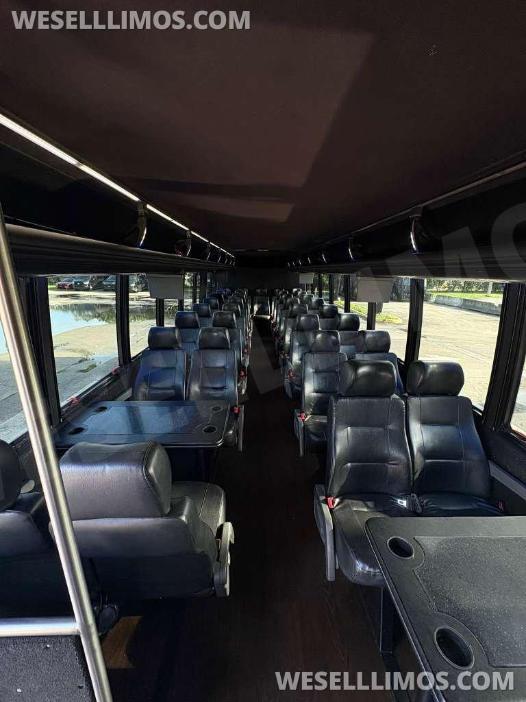 2015 Grech Freightliner GM 40 Executive Shuttle - Photo 2