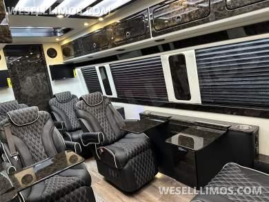 Road Jet 9 Passenger Limousine Auto Elite Mercedes-Benz Sprinter - Sprinter for Sale in Elkhart, IN - Photo 10