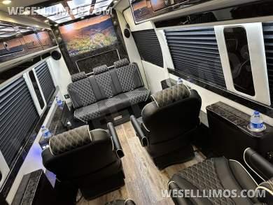 Road Jet 9 Passenger Limousine Auto Elite Mercedes-Benz Sprinter - Sprinter for Sale in Elkhart, IN - Photo 32