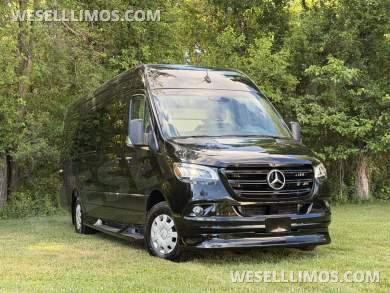 Road Jet 9 Passenger Limousine Auto Elite Mercedes-Benz Sprinter - Sprinter for Sale in Elkhart, IN - Photo 72